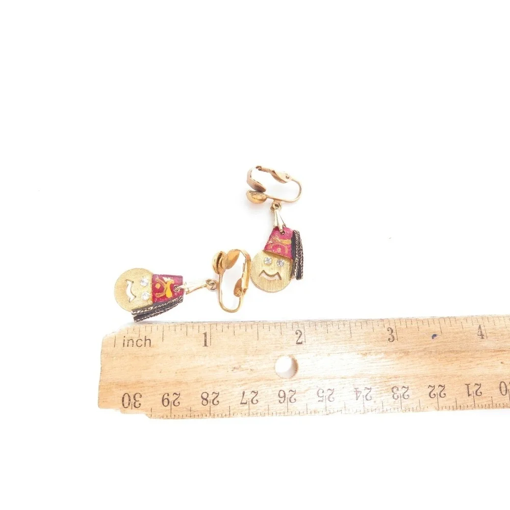 VINTAGE MASONIC SHRINER'S DANGLE CLIP-ON EARRINGS*ENAMEL STICK FIGURE‎ CHARMS